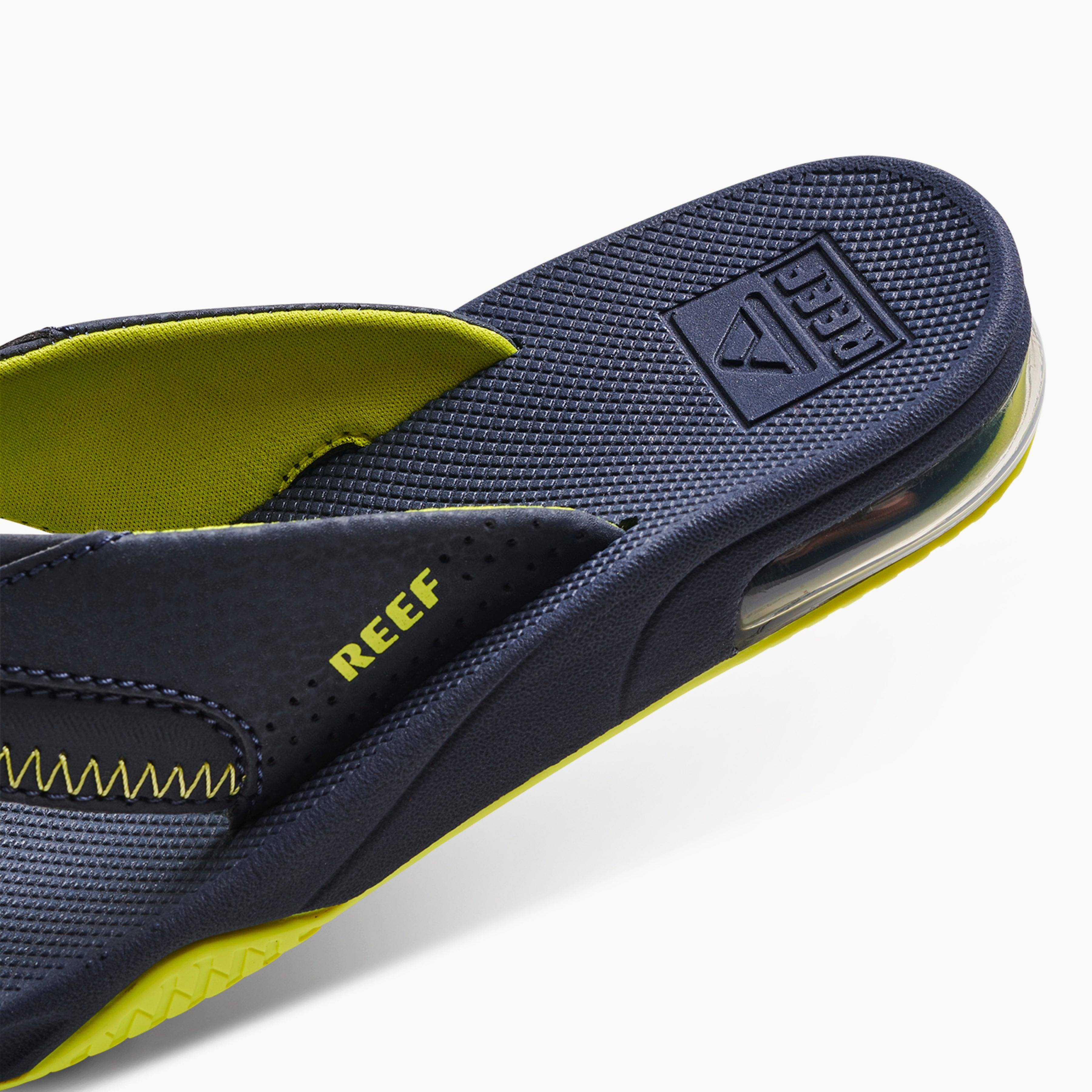 Kids Fanning - Lime/Navy - Down the Line 2 View