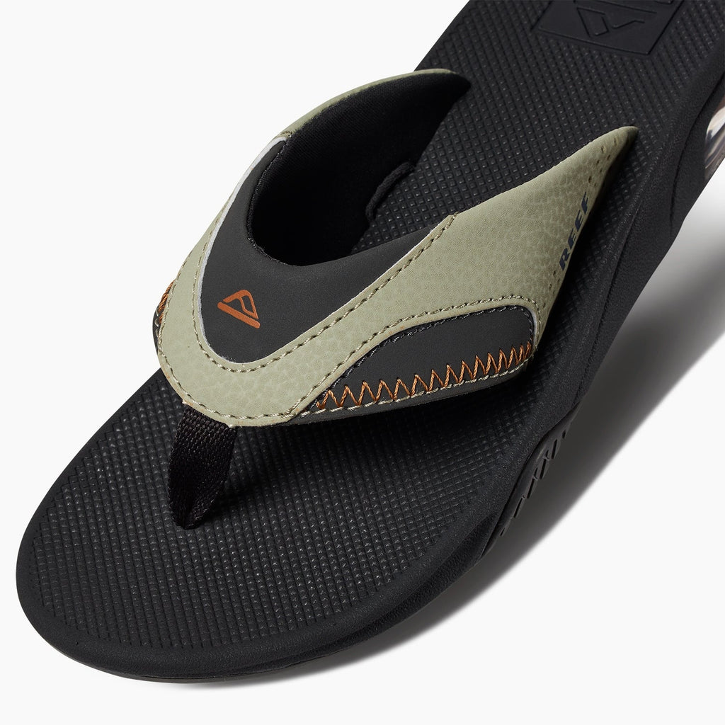 Kids Fanning - Olive/Sudan - Down the Line 1 View