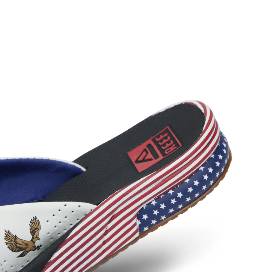 Kids Fanning - Golden Eagle Black - Down the Line 2 View