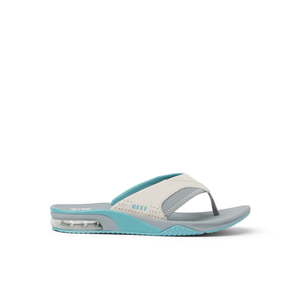 Kids Fanning - Tan/Grey/Blue - Right Side View