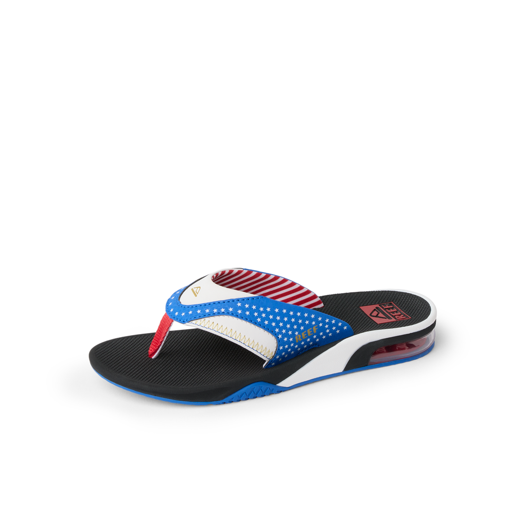 Kids Fanning right-facing sandal with red, white, blue star pattern, anatomical arch support, and soft-rebound cushioning
